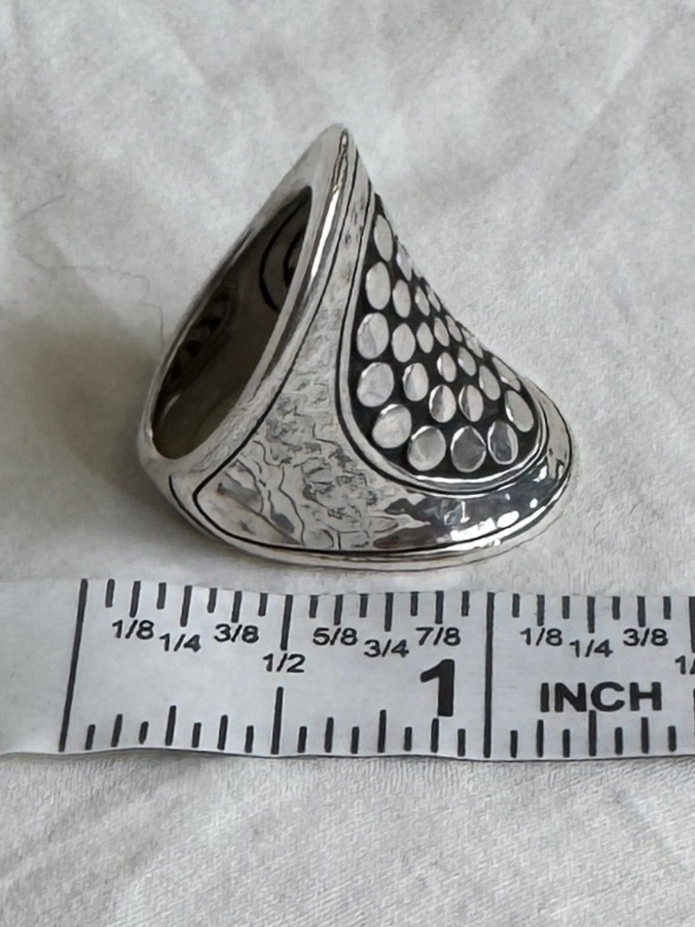 LIKE NEW - JOHN HARDY DOT STATEMENT RING, STERLING SILVER (925) - SIZE 7 - Picture 12 of 13
